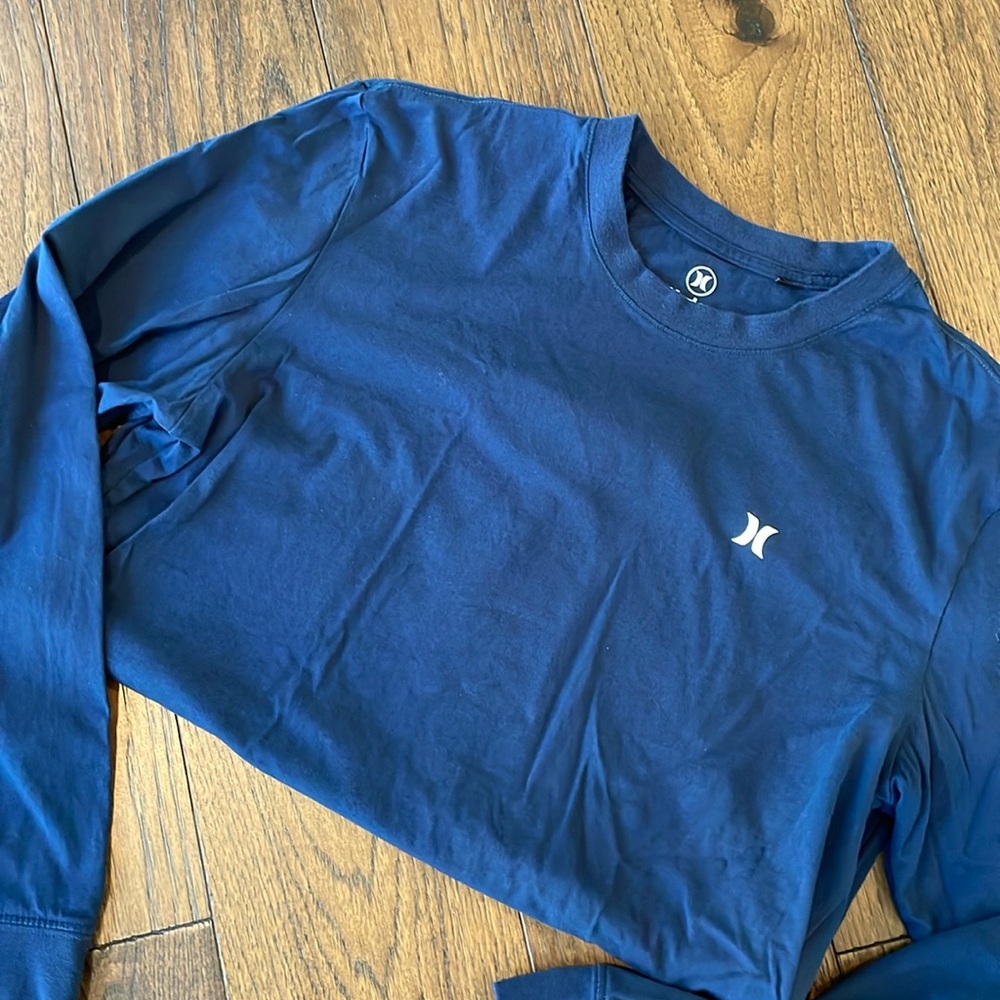 NWOT Hurley L/S tee